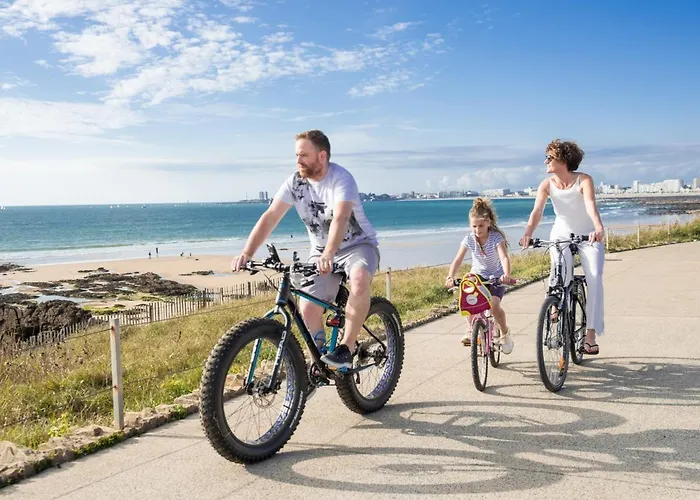 Holiday home Belle Maison 4p, Jardin, Wifi, Parking, Proche Gare Aux Sables D'olonne - Fr-1-92-890